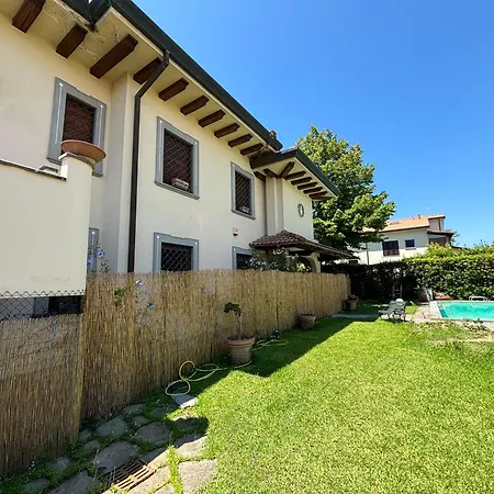 Сasa de vacaciones Con Piscina In Versilia - Marina Di -